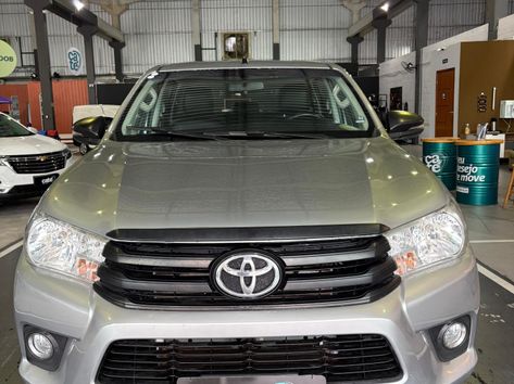 Toyota Hilux CD 4x4 2.8 Diesel Mec.