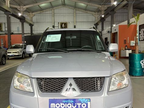 Mitsubishi Pajero TR4 2.0/ 2.0 Flex 16V 4x4 Aut.