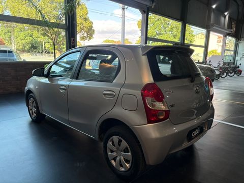 Toyota ETIOS X 1.3 Flex 16V 5p Mec.