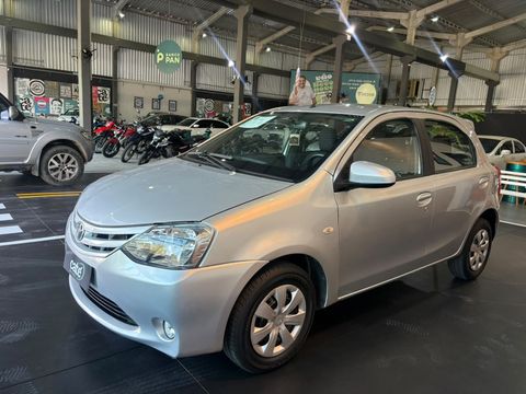 Toyota ETIOS X 1.3 Flex 16V 5p Mec.