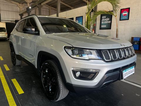 Jeep COMPASS LONGITUDE 2.0 4x4 Dies. 16V Aut.