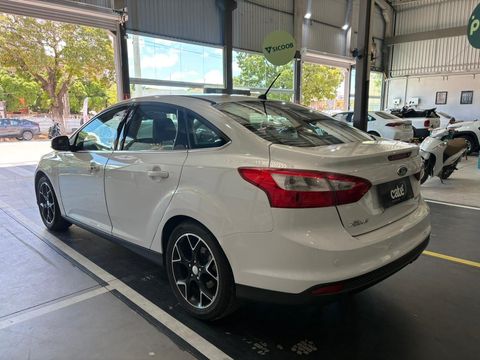 Ford Focus TITA/TITA Plus 2.0  Flex 5p Aut.