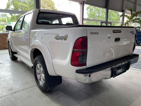 Toyota Hilux CD SRV 4x4 2.7 Flex 16V Aut.