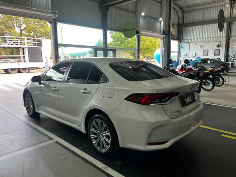 Toyota Corolla XEi 2.0 Flex 16V Aut.