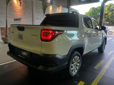 Fiat Strada Freedom 1.3 Flex 8V CD