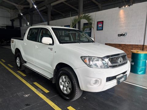 Toyota Hilux CD D4-D 4x4 2.5 16V 102cv TB Dies.