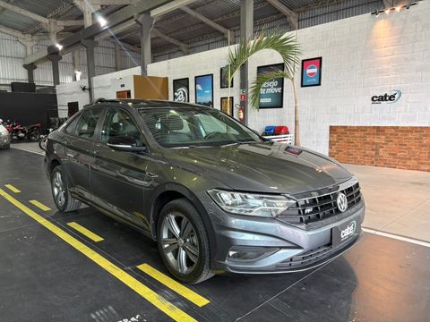 VolksWagen JETTA R-Line 250 TSI 1.4 Flex 16V Aut.