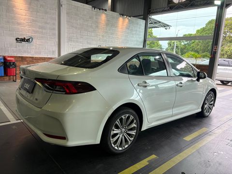 Toyota Corolla XEi 2.0 Flex 16V Aut.