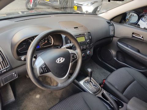 Hyundai i30 2.0 16V 145cv 5p Aut.