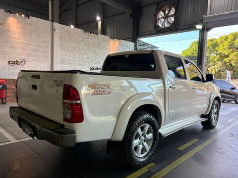 Toyota Hilux CD D4-D 4x4 3.0 TDI Dies. Mec.