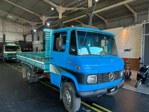 MERCEDES-BENZ 608 2p (diesel)