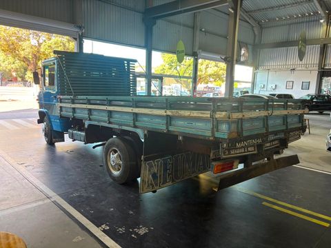 MERCEDES-BENZ 608 2p (diesel)