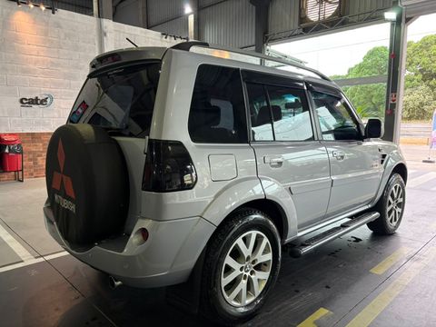 Mitsubishi Pajero TR4 2.0/ 2.0 Flex 16V 4x4 Aut.