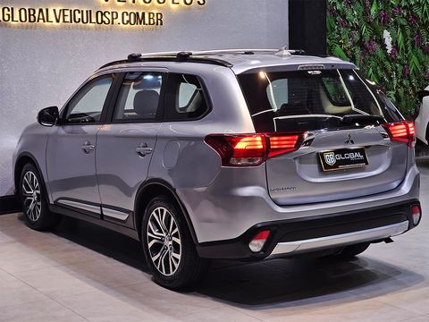Mitsubishi OUTLANDER 2.0 16V 160cv Aut.