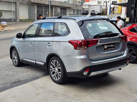 Mitsubishi OUTLANDER 2.0 16V 160cv Aut.