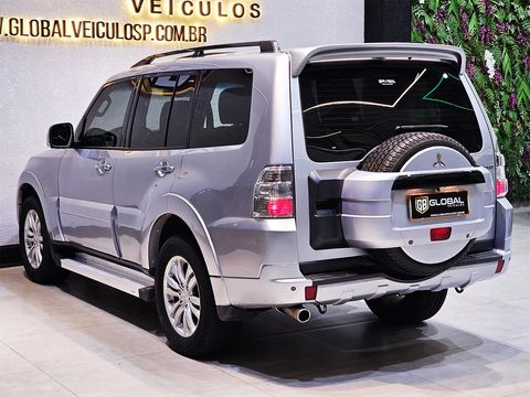 Mitsubishi Pajero HPE Full 3.2 4x4 T.I.Dies. 5p Aut