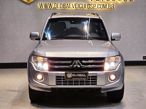 Mitsubishi Pajero HPE Full 3.2 4x4 T.I.Dies. 5p Aut