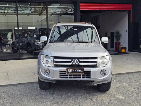 Mitsubishi Pajero HPE Full 3.2 4x4 T.I.Dies. 5p Aut