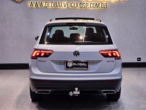 VolksWagen TIGUAN Allspac Comf 250 TSI 1.4 Flex