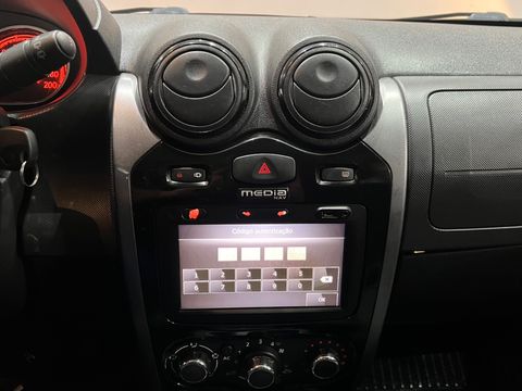 Renault SANDERO Privilège Hi-Flex 1.6 16V 5p Aut