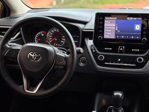 Toyota Corolla XEi 2.0 Flex 16V Aut.