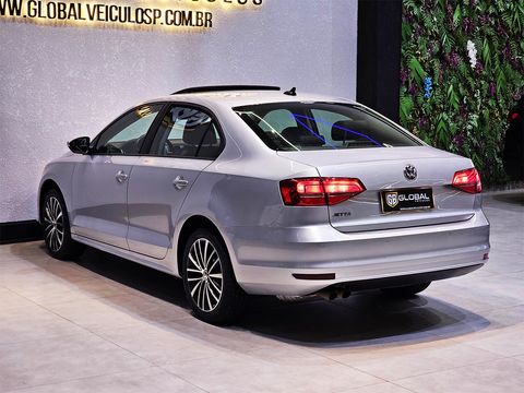 VolksWagen JETTA Comfortline 2.0 T.Flex 8V 4p Tipt.