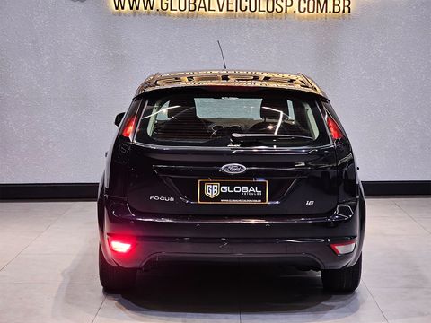 Ford Focus 1.6 S/SE/SE Plus Flex 8V/16V  5p