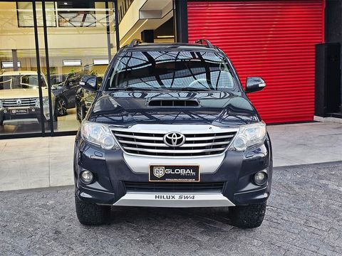 Toyota Hilux SW4 SRV D4-D 4x4 3.0 TDI Dies. Aut