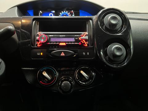 Toyota ETIOS X Sedan 1.5 Flex 16V 4p Mec.