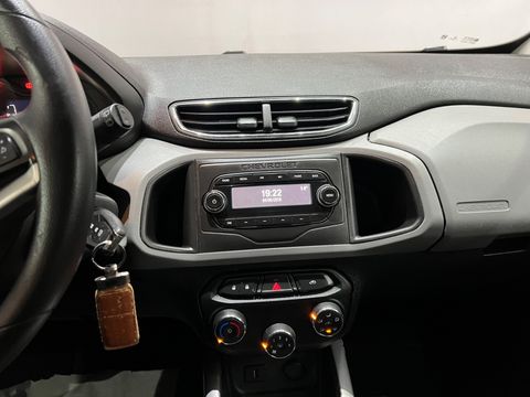 Chevrolet ONIX HATCH LT 1.4 8V FlexPower 5p Mec.