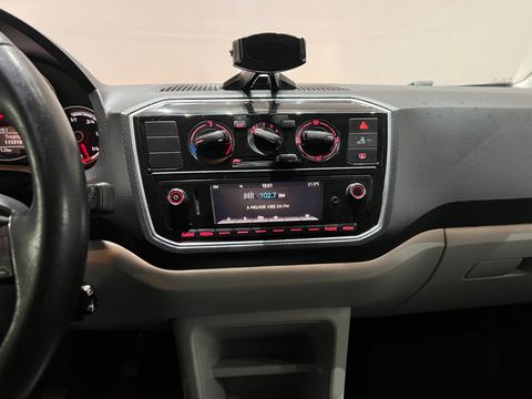 VolksWagen up! move 1.0 Total Flex 12V 5p