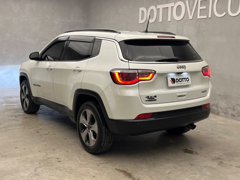 Jeep COMPASS LONGITUDE 2.0 4x4 Dies. 16V Aut.