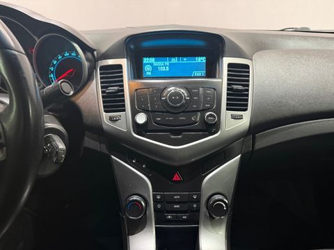 Chevrolet CRUZE LT 1.8 16V FlexPower 4p Aut.