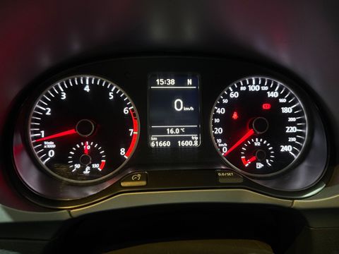 VolksWagen Fox Connect 1.6 Flex 8V 5p