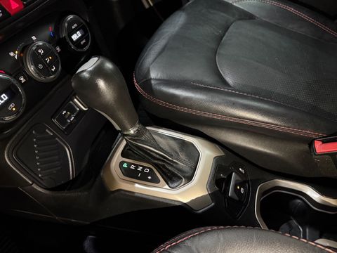 Jeep Renegade Longitude 1.8 4x2 Flex 16V Aut.