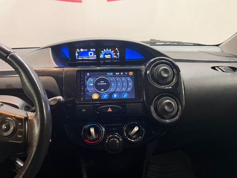 Toyota ETIOS CROSS 1.5 Flex 16V 5p Aut.