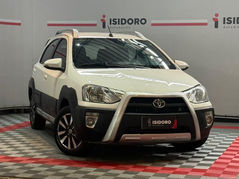 Toyota ETIOS CROSS 1.5 Flex 16V 5p Aut.
