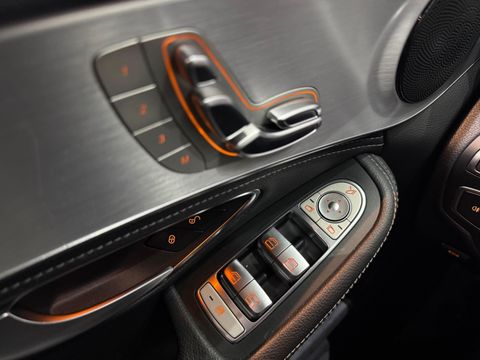 Mercedes C-200 Avantgarde 2.0 TB 16V 184cv Aut.