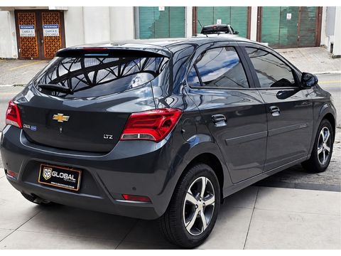 Chevrolet ONIX HATCH LTZ 1.4 8V FlexPower 5p Aut.