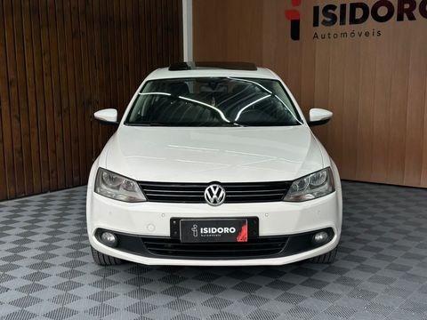 VolksWagen JETTA Comfortline 2.0 T.Flex 8V 4p Tipt.