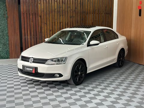 VolksWagen JETTA Comfortline 2.0 T.Flex 8V 4p Tipt.