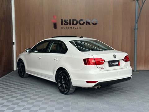 VolksWagen JETTA Comfortline 2.0 T.Flex 8V 4p Tipt.