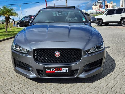 Jaguar XE 2.0 Turbocharged R-Sport Aut.