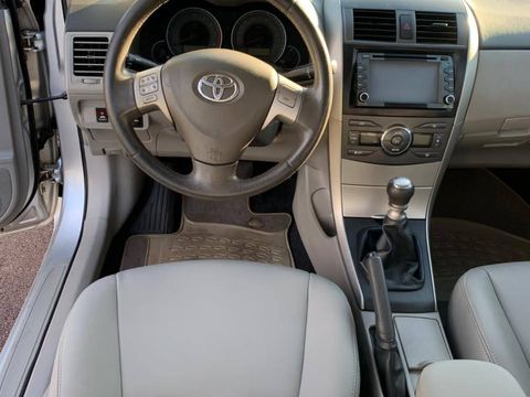 Toyota Corolla GLi 1.8 Flex 16V Mec.