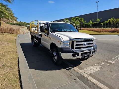 FORD F-4000 TURBO CUMMINS 4x4 2p (diesel)