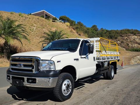 FORD F-4000 TURBO CUMMINS 4x4 2p (diesel)