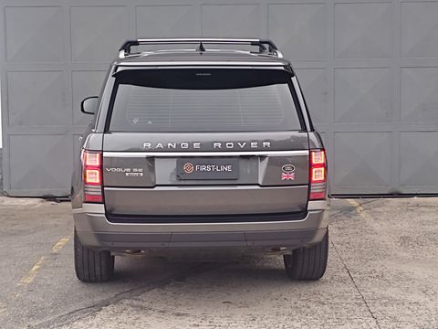 Land Rover Range Rover Vogue SE 4.4 SDV8 Dies. Aut