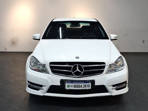 Mercedes C-180 CGI Sport 1.6 TB 16V 156cv Aut.