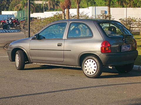 Chevrolet Corsa GL 1.6 MPFI / 1.4 EFI 2p e 4p