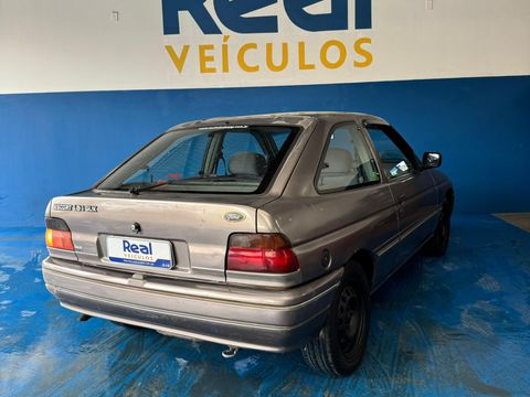 Ford Escort GLX 1.8i 8v